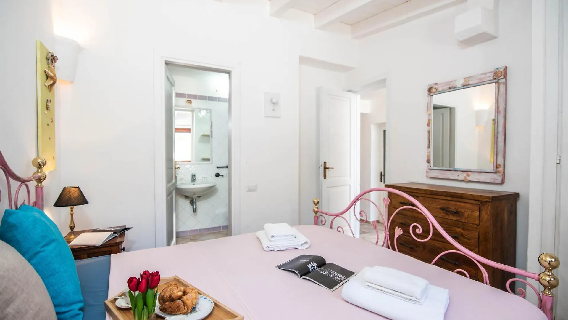 Villa Maestrale 100M From Beach - Happy Rentals Porto Rotondo Apartment