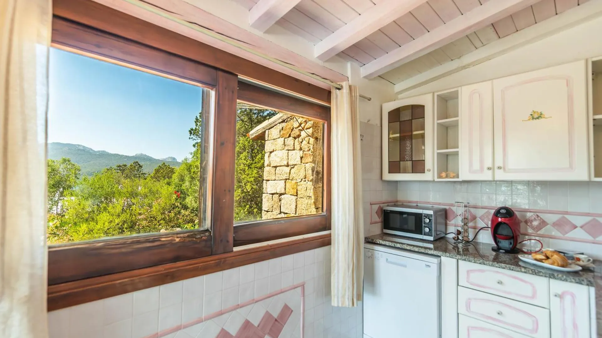 Apartment Villa Maestrale 100M From Beach - Happy Rentals Porto Rotondo Italy