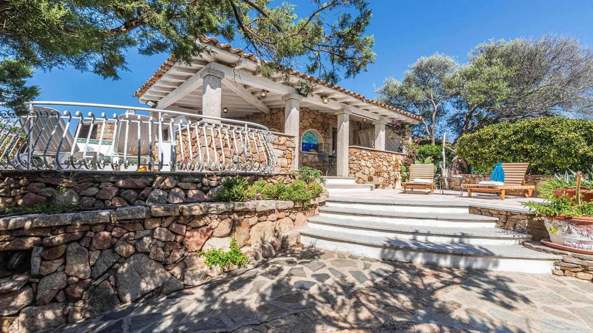 Villa Maestrale 100M From Beach - Happy Rentals Porto Rotondo 0*,  Italy